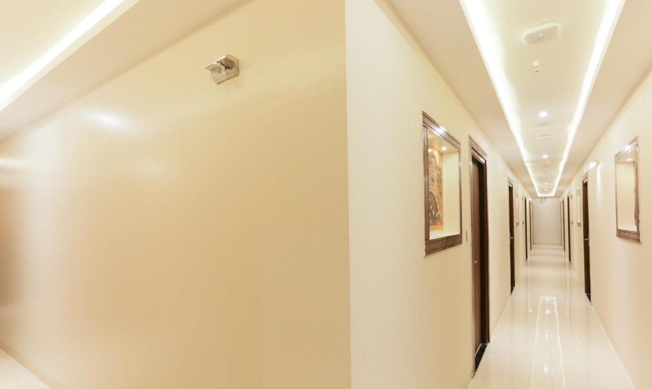 Hotel Amber Palace Mumbai Central Buitenkant foto