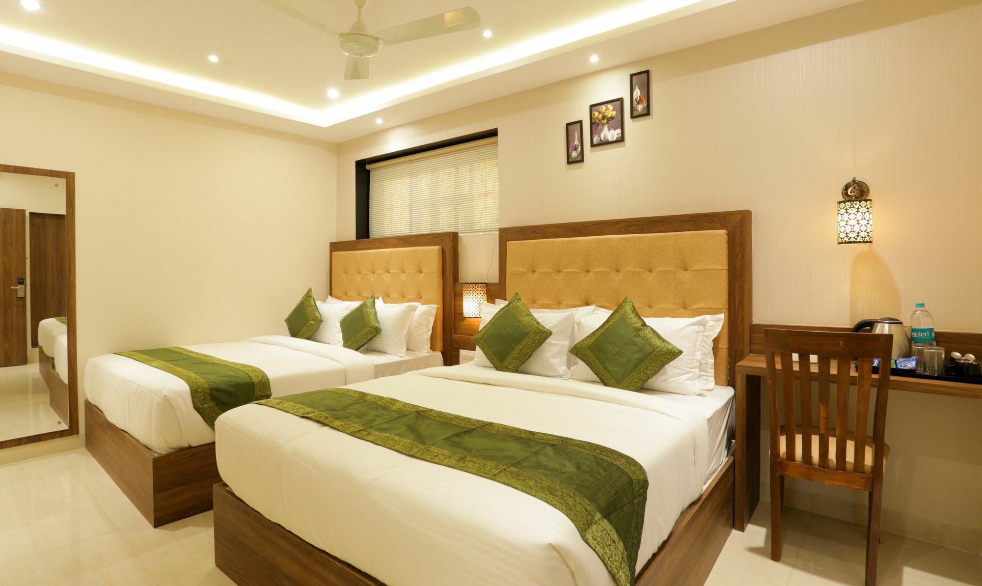Hotel Amber Palace Mumbai Central Buitenkant foto